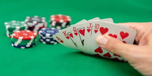 Xem người khác chơi để phân tích hành vi